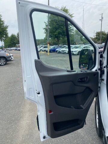 2025 Ford Transit 150 Medium Roof 148.0 WB Charlotte NC