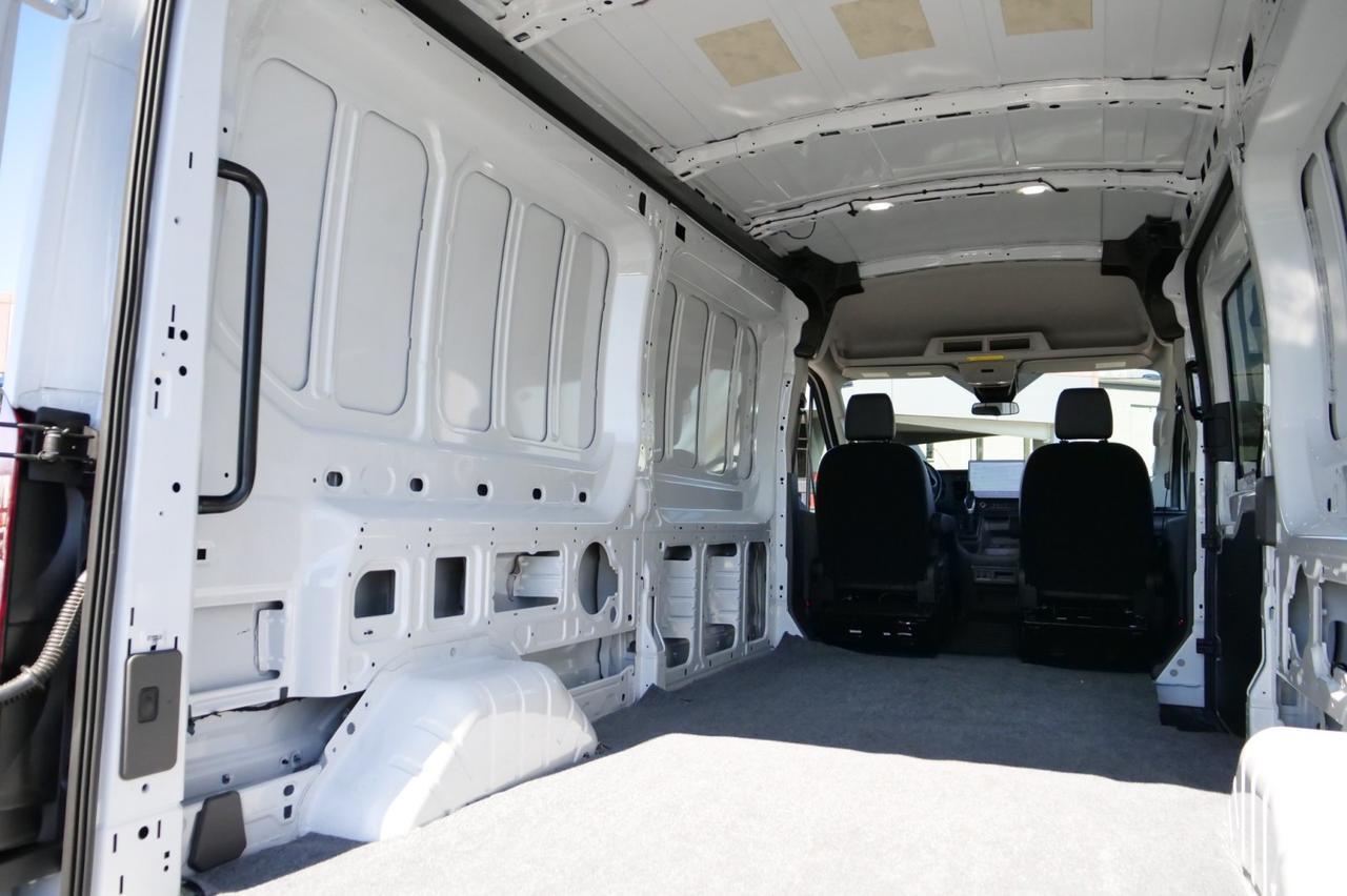 2025 Ford Transit 250 AWD / Privacy Glass / Trailer Tow Package! Lincolnton NC