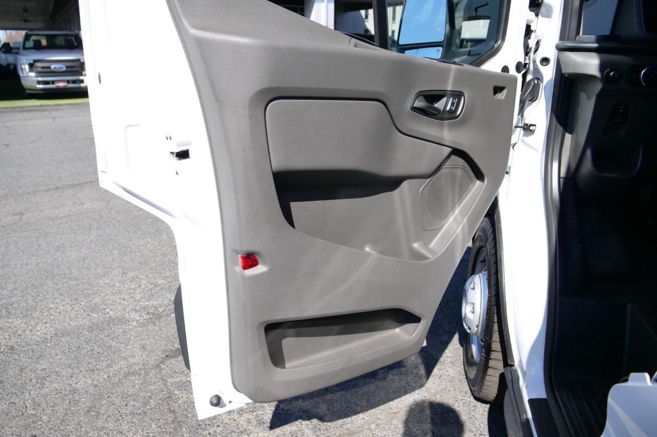 2025 Ford Transit 250 AWD / Privacy Glass / Trailer Tow Package! Lincolnton NC