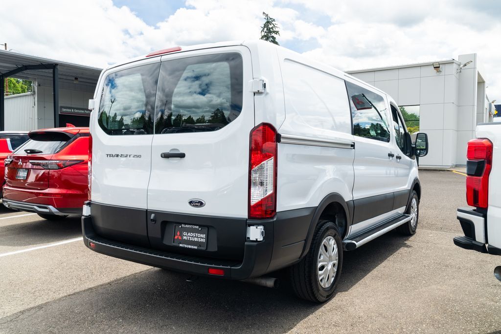2025 Ford Transit-250 Base Milwaukie OR