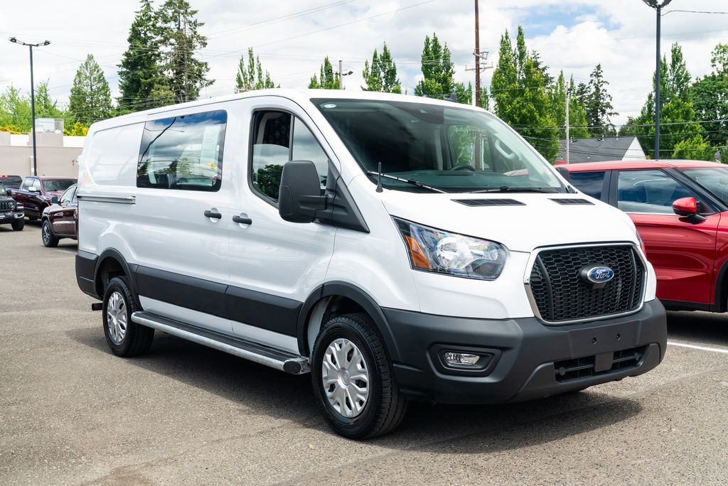 2025 Ford Transit-250 Base