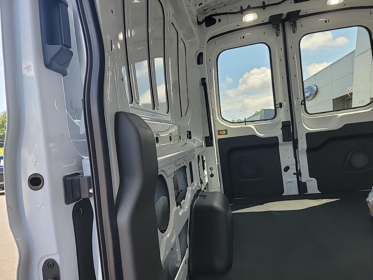 2025 Ford Transit-250 Base Warrenton VA