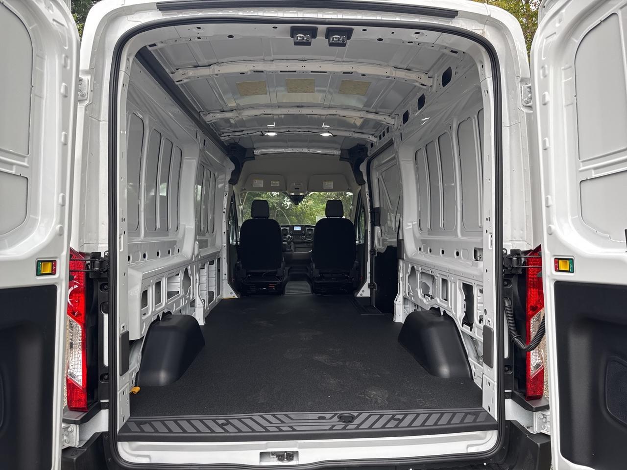 2025 Ford Transit-250 Base Warrenton VA