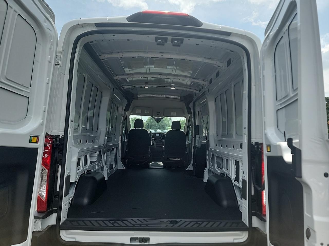 2025 Ford Transit-250 Base Warrenton VA
