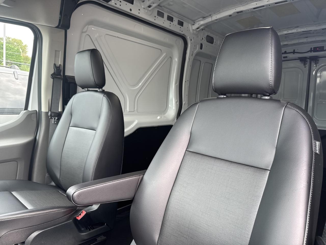 2025 Ford Transit-250 Base Warrenton VA