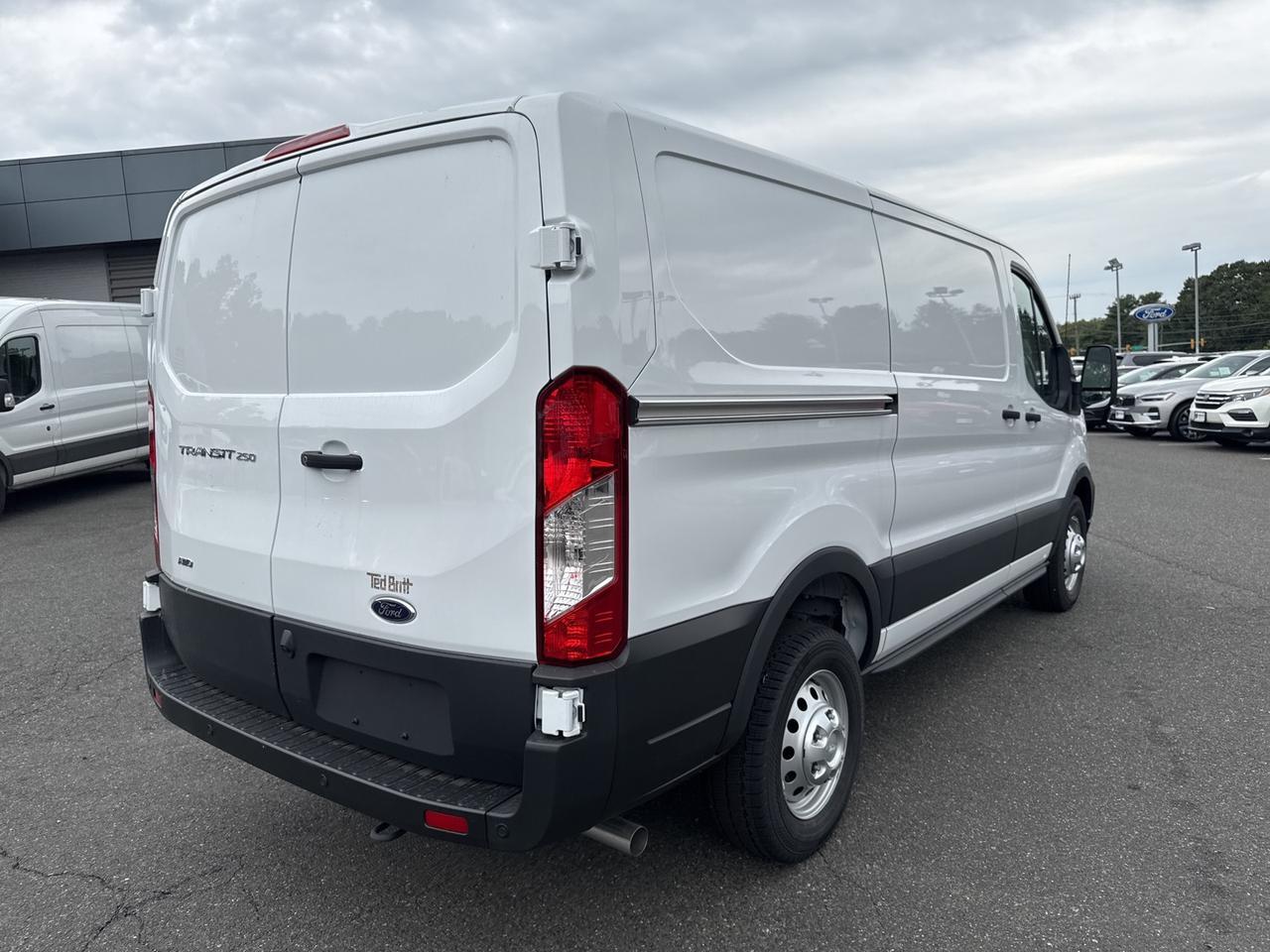 2025 Ford Transit-250 Base Warrenton VA