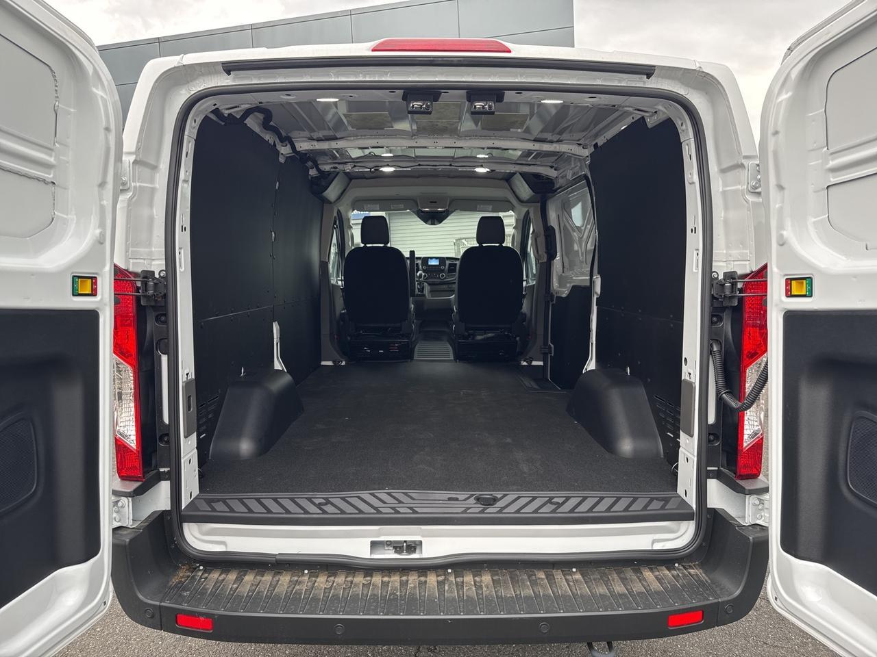 2025 Ford Transit-250 Base Warrenton VA