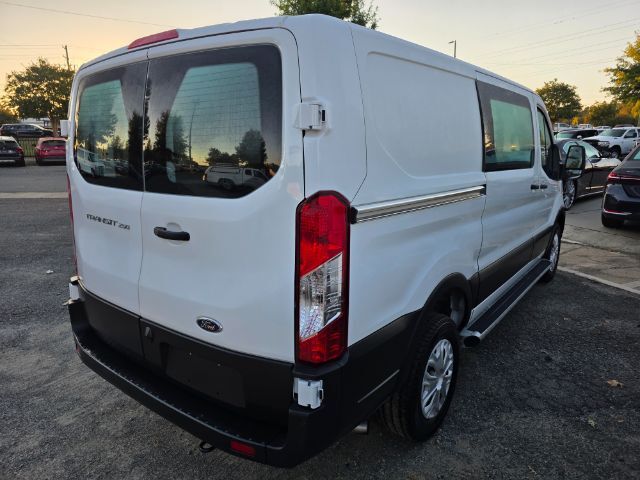 2025 Ford Transit 250 Low Roof 130.0 WB