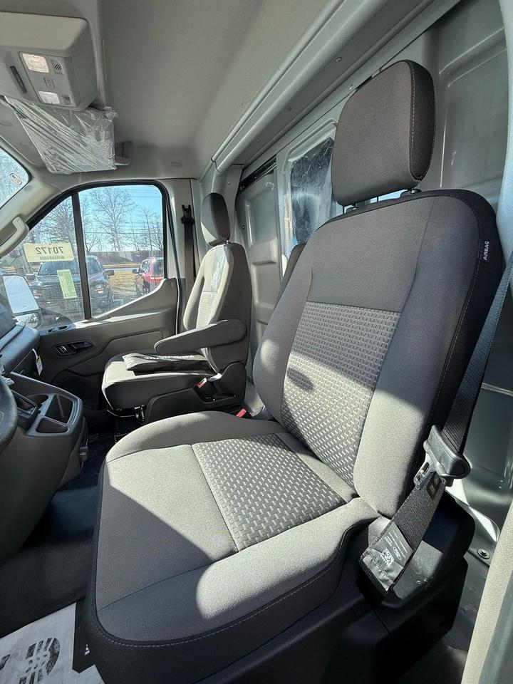 2025 Ford Transit-350 Base Gaithersburg MD