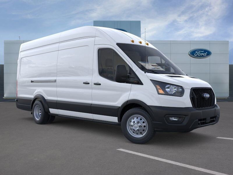 2025 Ford Transit-350