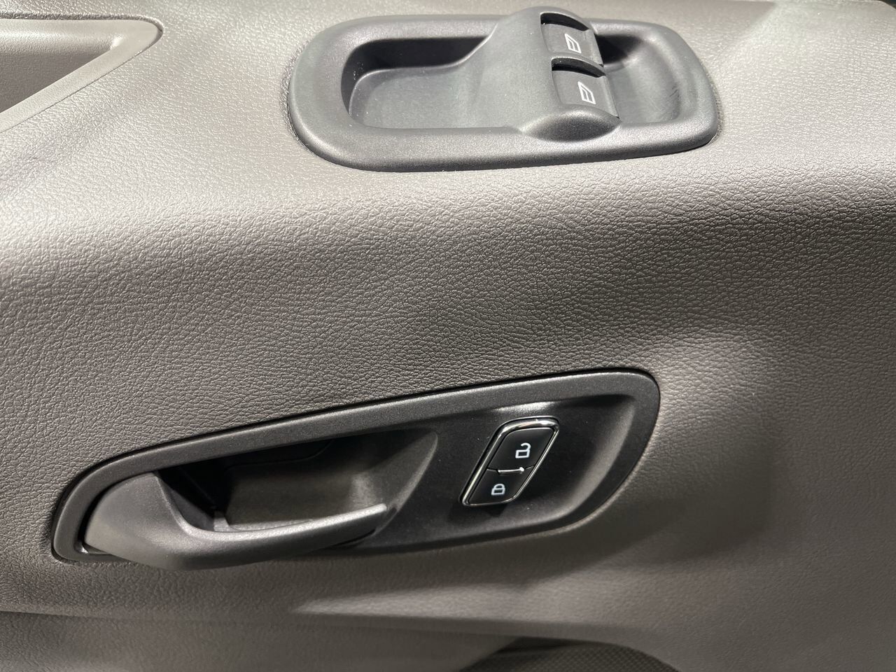 2025 Ford Transit Cargo Van Sherwood Park AB