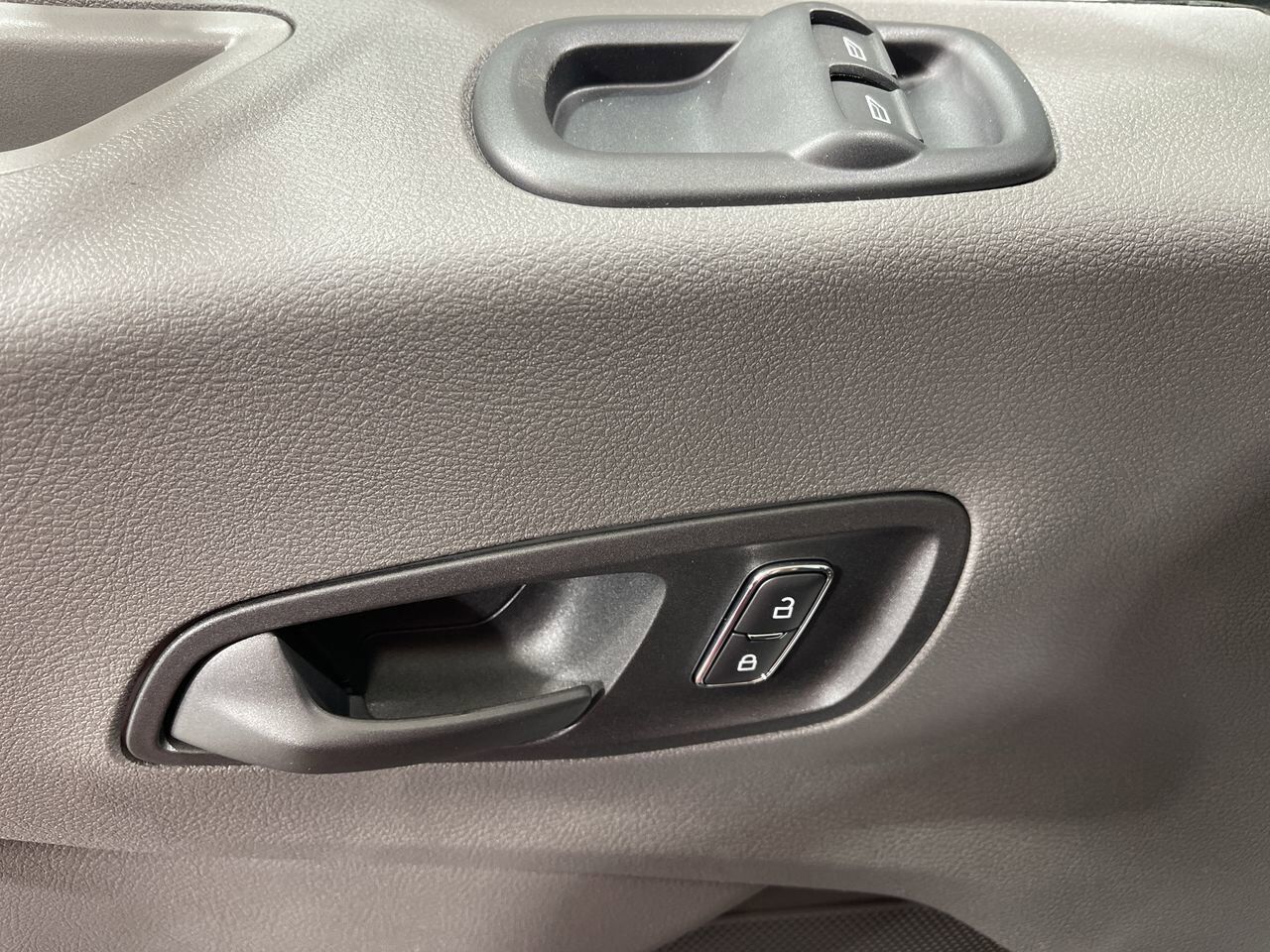 2025 Ford Transit Cargo Van Sherwood Park AB