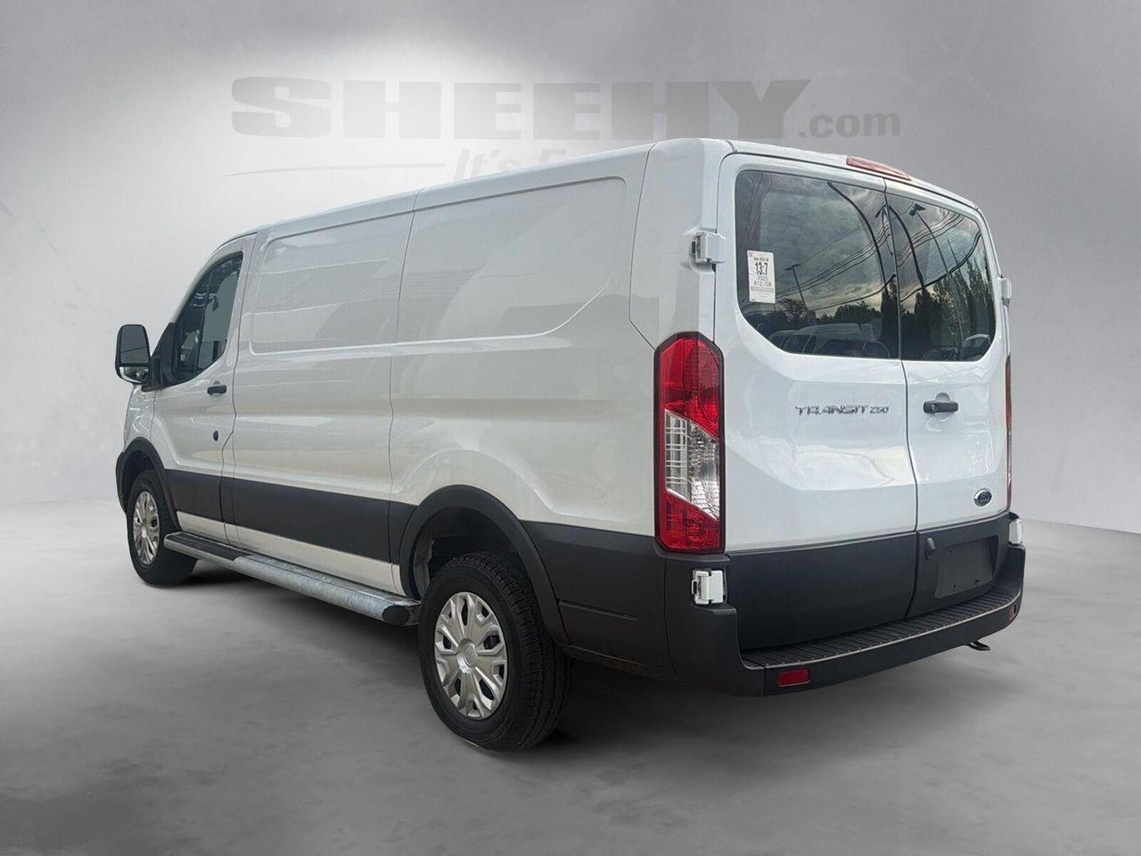 2025 Ford Transit Cargo Van T-250 130" LOW RF 9070 GVWR RWD Gaithersburg MD