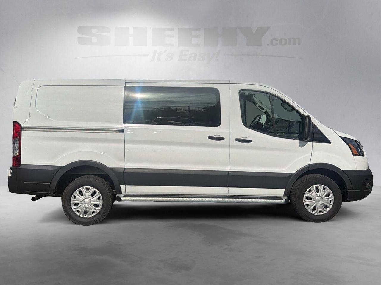 2025 Ford Transit Cargo Van T-250 130" LOW RF 9070 GVWR RWD Gaithersburg MD