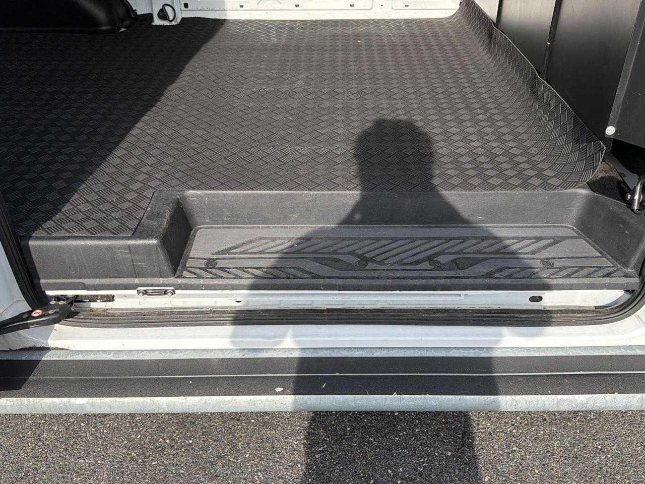 2025 Ford Transit Cargo Van T-250 130" LOW RF 9070 GVWR RWD Gaithersburg MD