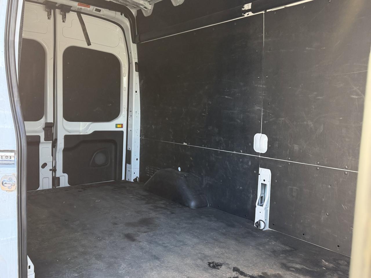 2025 Ford Transit Cargo Van T-250 AWD | Low KMs | V6 | SYNC4 | 12IN Display | Backup Camera Redwater AB