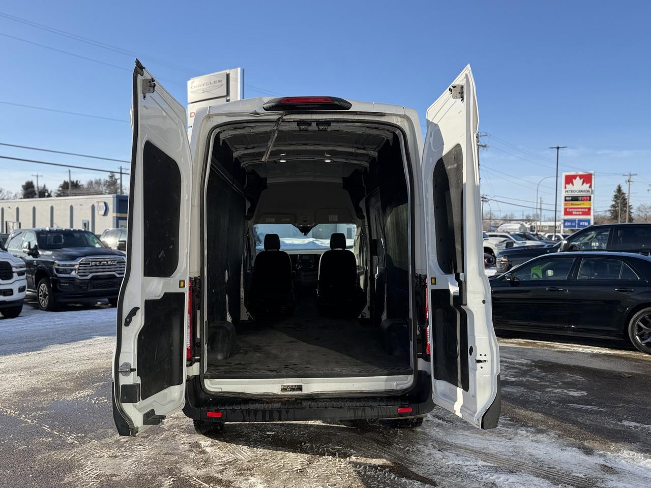 2025 Ford Transit Cargo Van T-250 AWD | Low KMs | V6 | SYNC4 | 12IN Display | Backup Camera Redwater AB