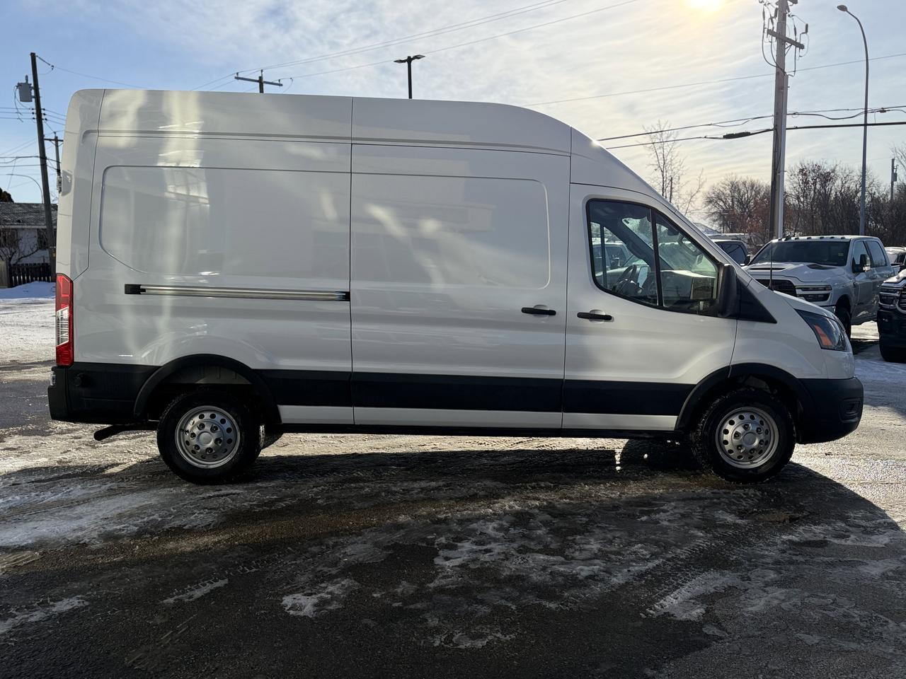2025 Ford Transit Cargo Van T-250 AWD | Low KMs | V6 | SYNC4 | 12IN Display | Backup Camera Redwater AB