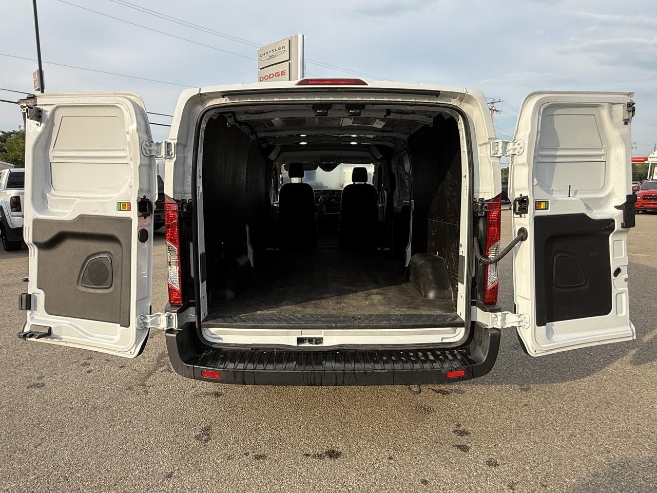 2025 Ford Transit Cargo Van T250 RWD | Low KMs | V6 | Rearview Camera | Bluetooth | Towing Pkg | Remote Keyless Entry Redwater AB