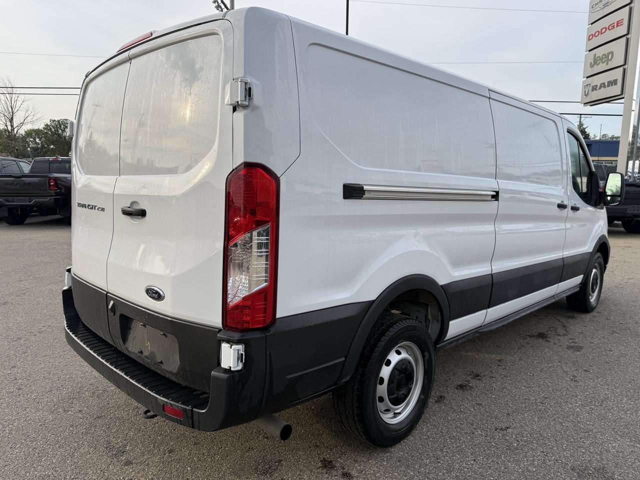2025 Ford Transit Cargo Van T250 RWD | Low KMs | V6 | Rearview Camera | Bluetooth | Towing Pkg | Remote Keyless Entry Redwater AB