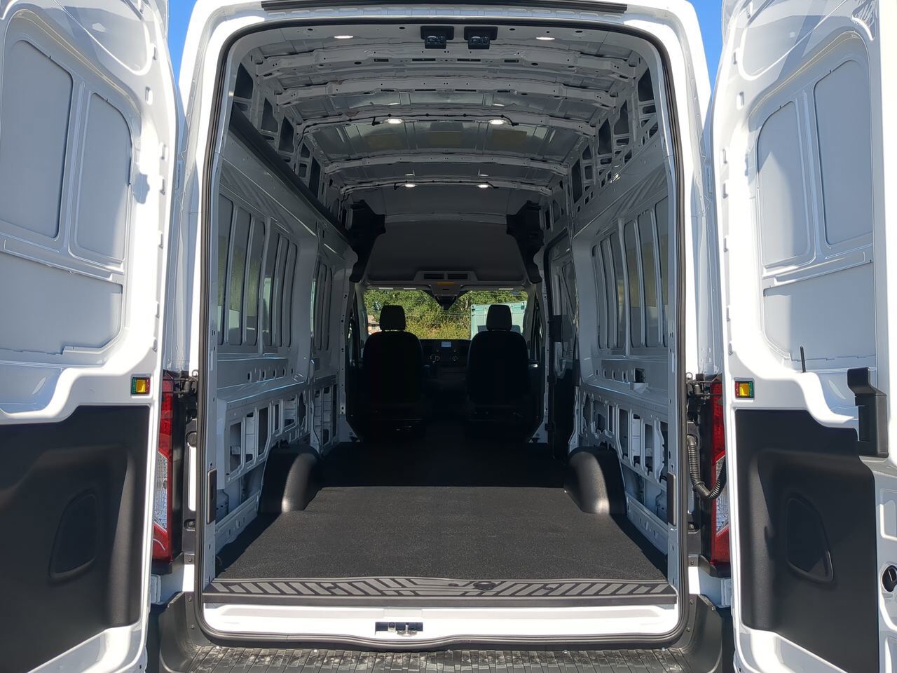2025 Ford Transit Cargo Van XL Winder GA