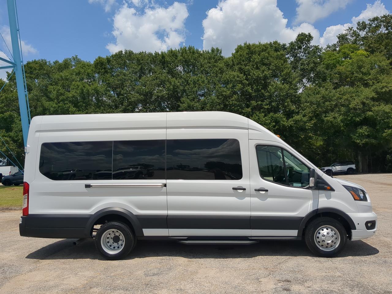 2025 Ford Transit Passenger Wagon