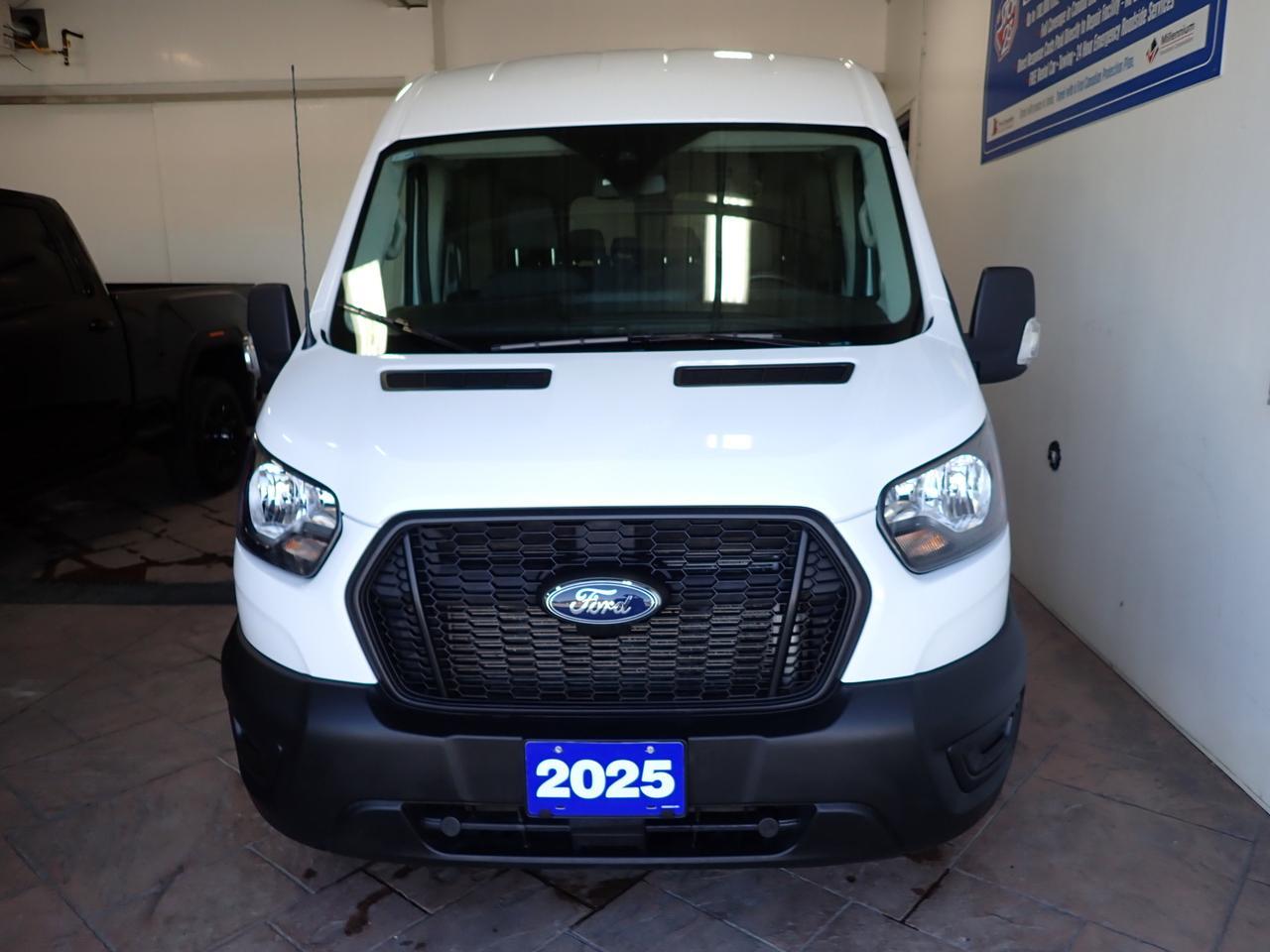 2025 Ford Transit Passenger Wagon 350 MED ROOF 12 PASS Listowel ON