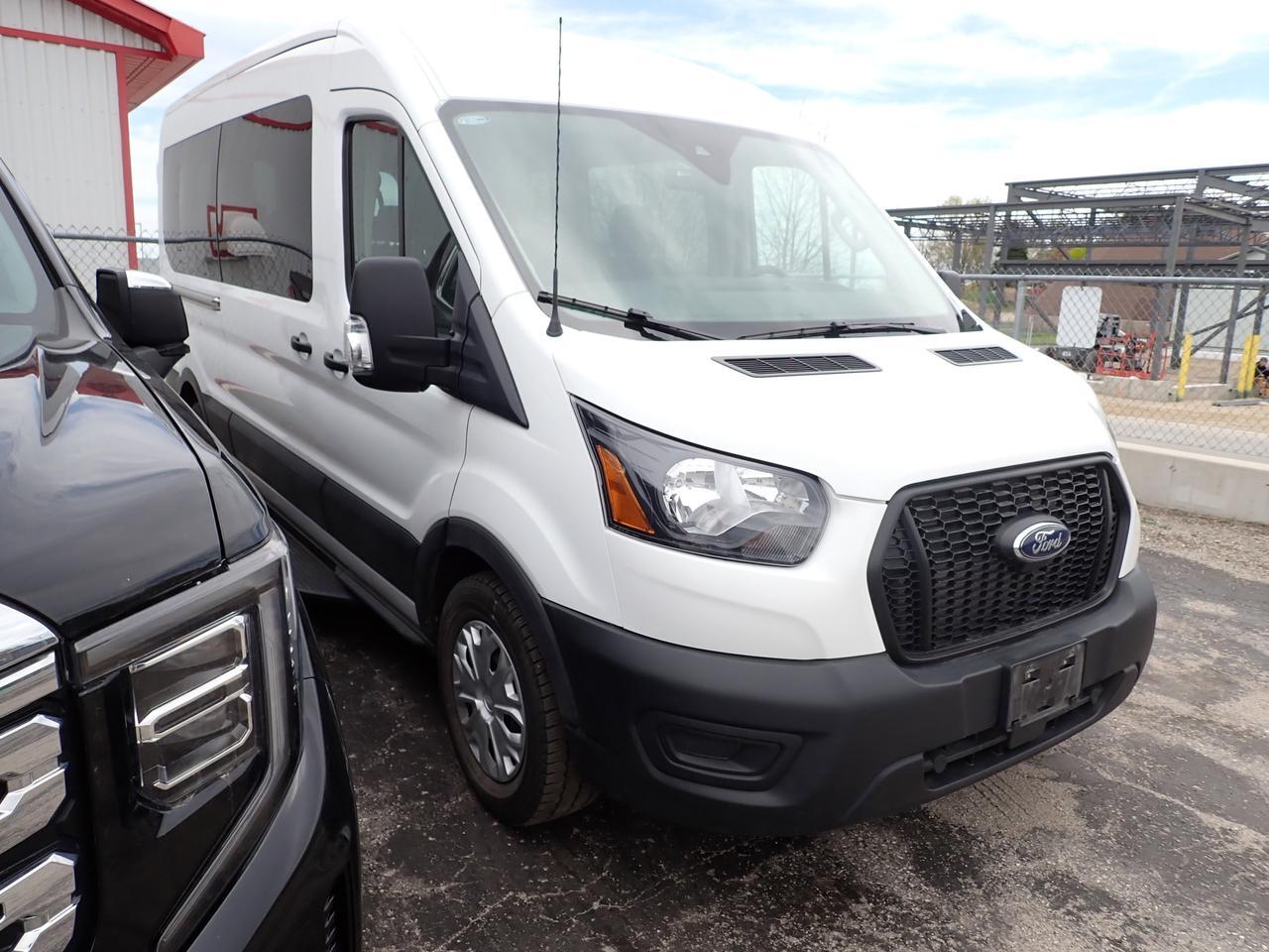 2025 Ford Transit Passenger Wagon 350 MED ROOF 12 PASS