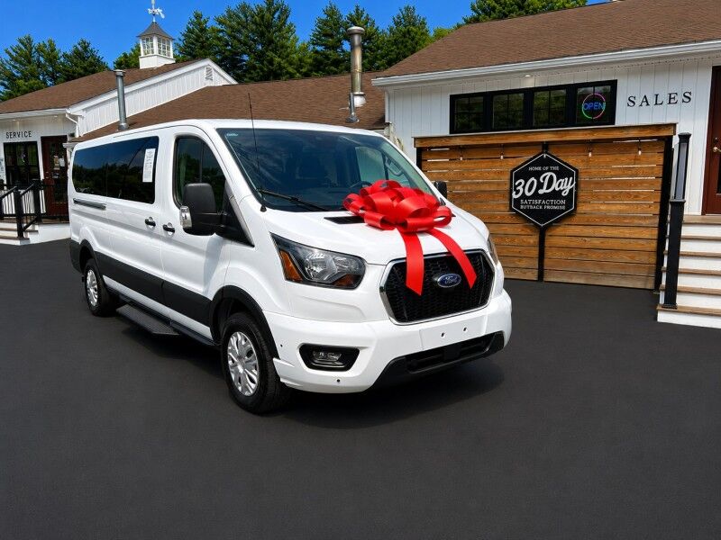 2025 Ford Transit Passenger Wagon XLT - 15 PASSENGER VAN