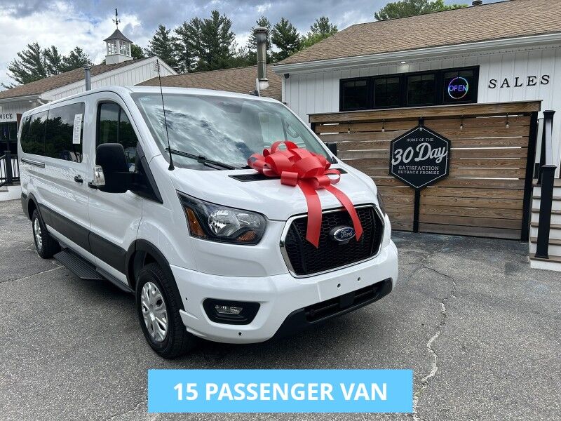 2025 Ford Transit Passenger Wagon XLT - 15 PASSENGER VAN