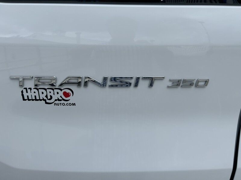 2025 Ford Transit Passenger Wagon XLT - 15 PASSENGER VAN Webster MA