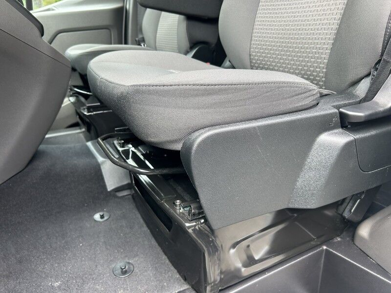 2025 Ford Transit Passenger Wagon XLT - 15 PASSENGER VAN Webster MA