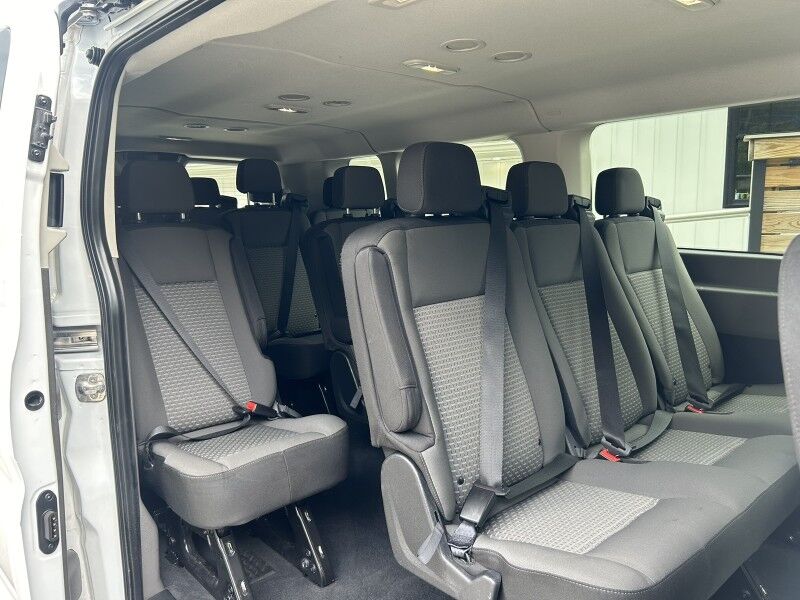 2025 Ford Transit Passenger Wagon XLT - 15 PASSENGER VAN Webster MA