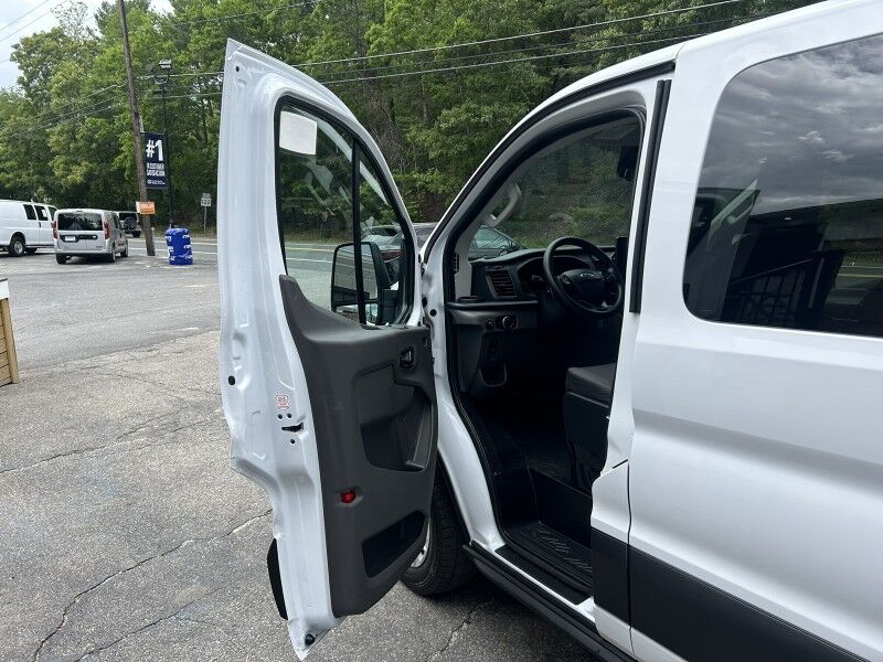 2025 Ford Transit Passenger Wagon XLT - 15 PASSENGER VAN Webster MA