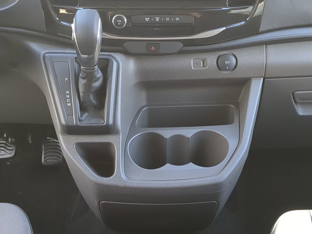 2025 Ford Transit Passenger Wagon XLT Appleton WI