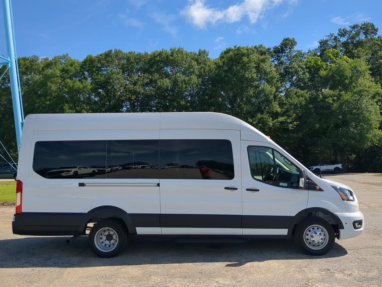 2025 Ford Transit Passenger Wagon XLT Appleton WI