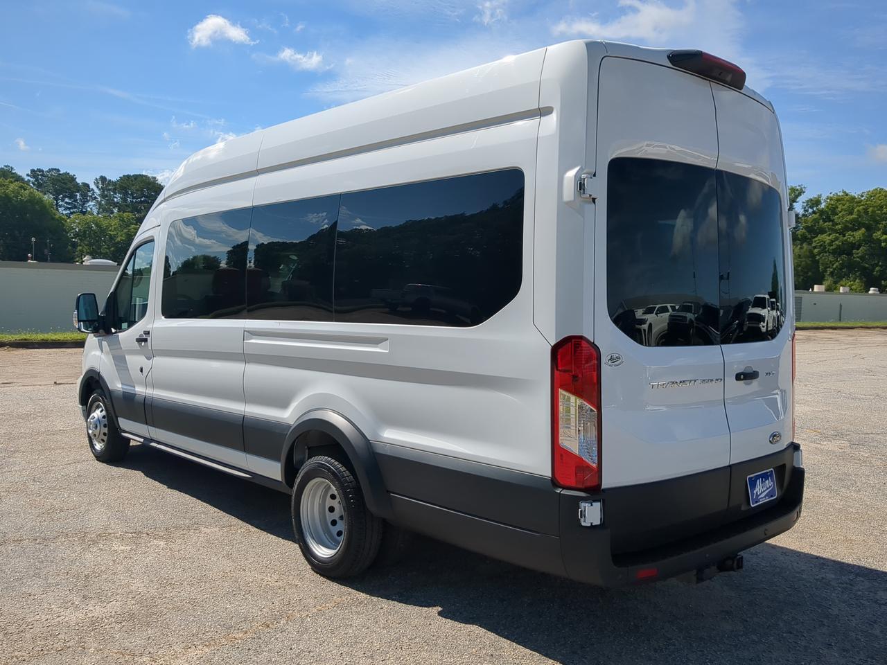 2025 Ford Transit Passenger Wagon XLT Appleton WI