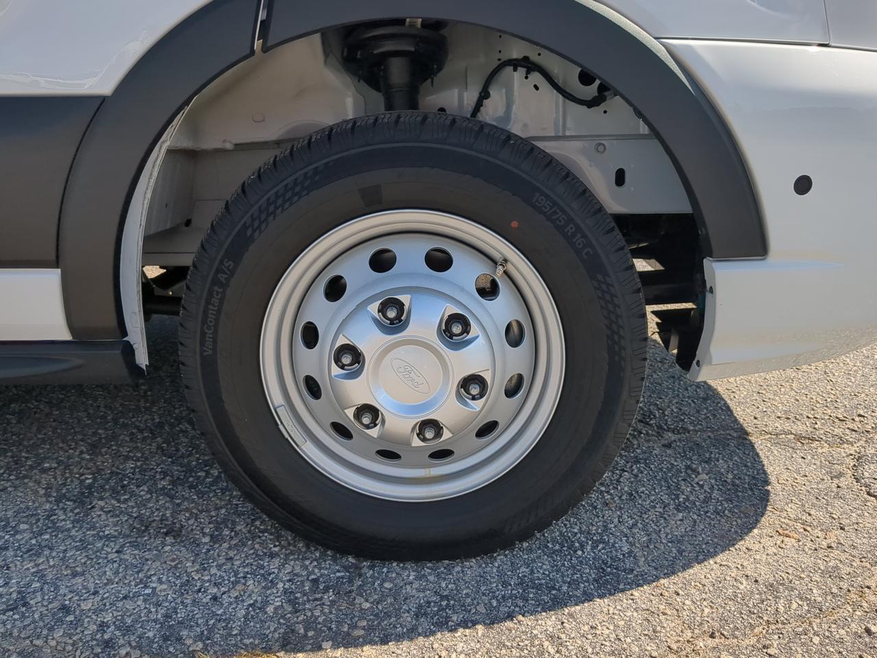 2025 Ford Transit Passenger Wagon XLT Appleton WI
