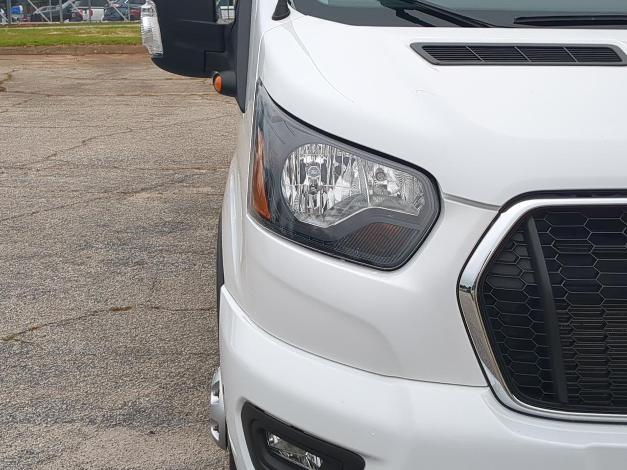 2025 Ford Transit Passenger Wagon XLT Appleton WI