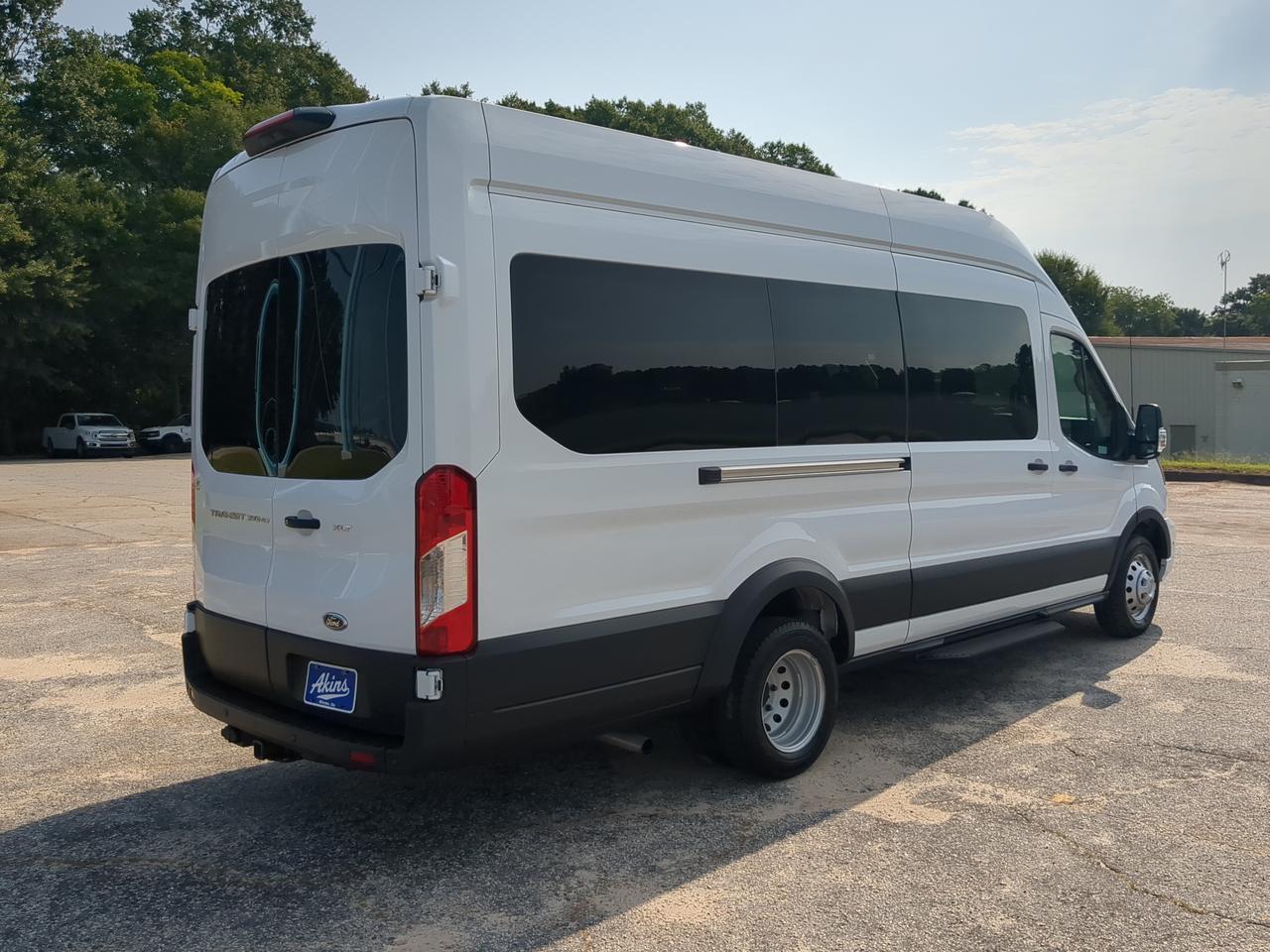 2025 Ford Transit Passenger Wagon XLT Appleton WI