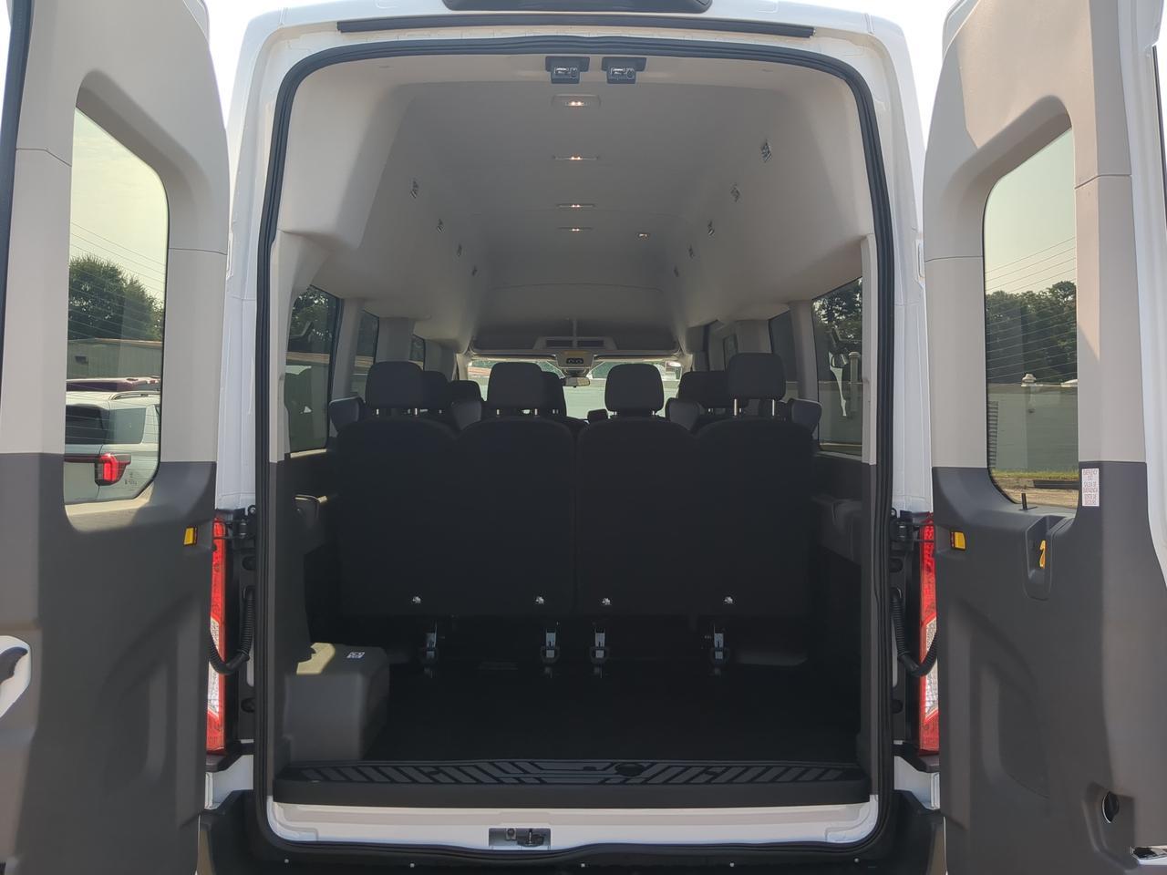 2025 Ford Transit Passenger Wagon XLT Appleton WI