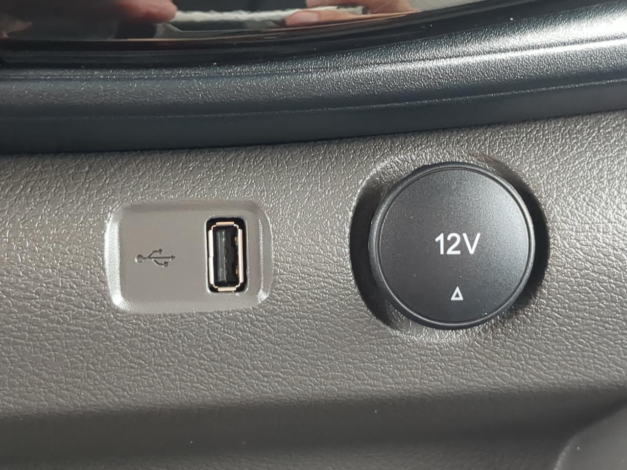 2025 Ford Transit Passenger Wagon XLT Appleton WI