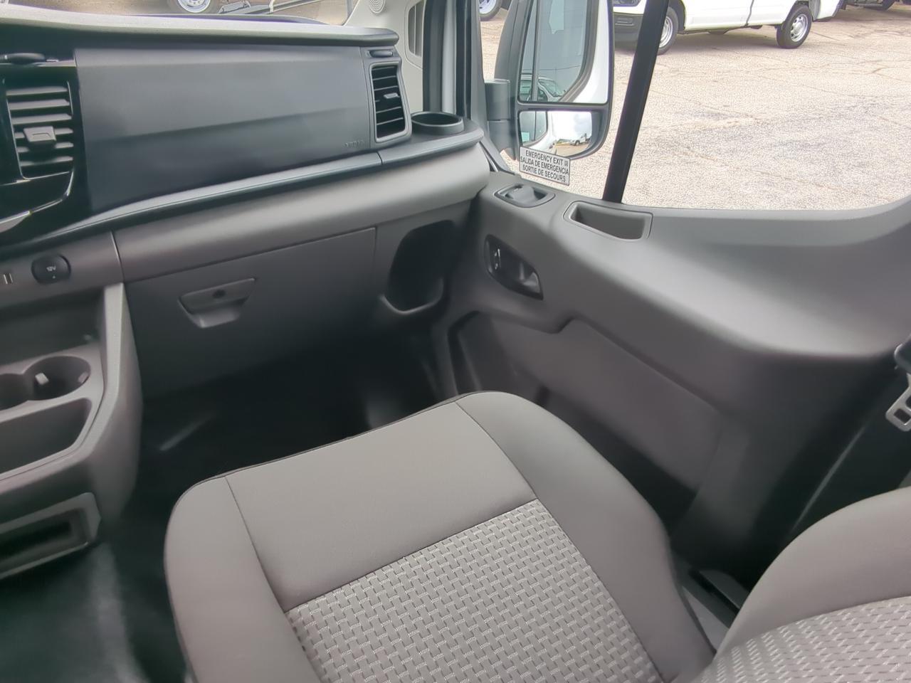 2025 Ford Transit Passenger Wagon XLT Appleton WI
