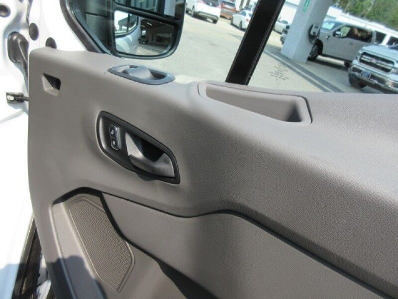 2025 Ford Transit Passenger Wagon XLT St. George SC