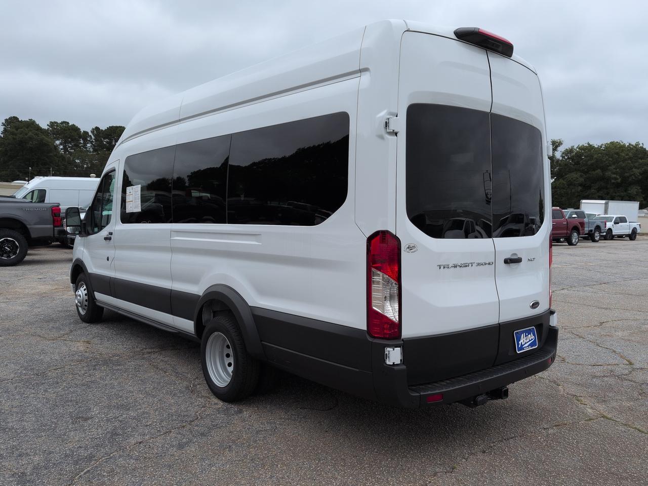 2025 Ford Transit Passenger Wagon XLT Winder GA
