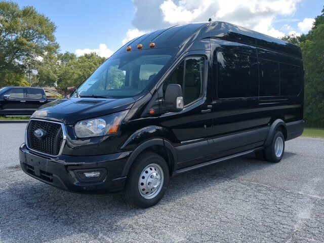 2025 Ford Transit Passenger Wagon XLT Winder GA