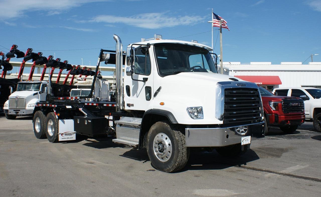 2025 Freightliner 114SD 60000 lb Pac Mac Roll Off Truck Tampa FL