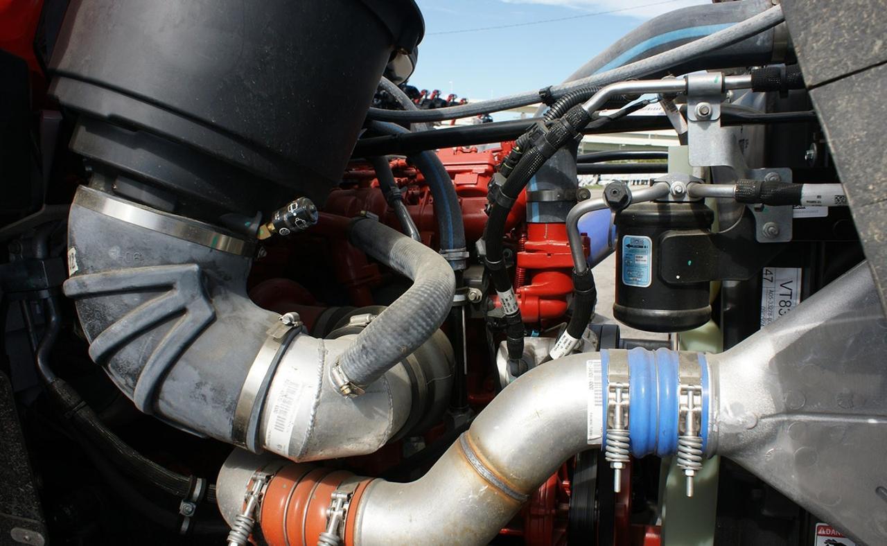 2025 Freightliner 114SD 60000 lb Pac Mac Roll Off Truck Tampa FL