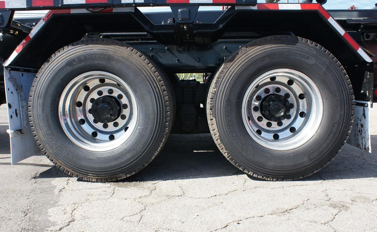 2025 Freightliner 114SD 60000 lb Pac Mac Roll Off Truck Tampa FL