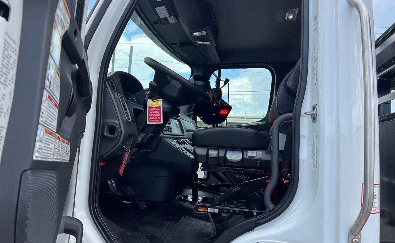 2025 Freightliner 114SD 60,000 lb Pac mac Roll Off Truck Tampa FL